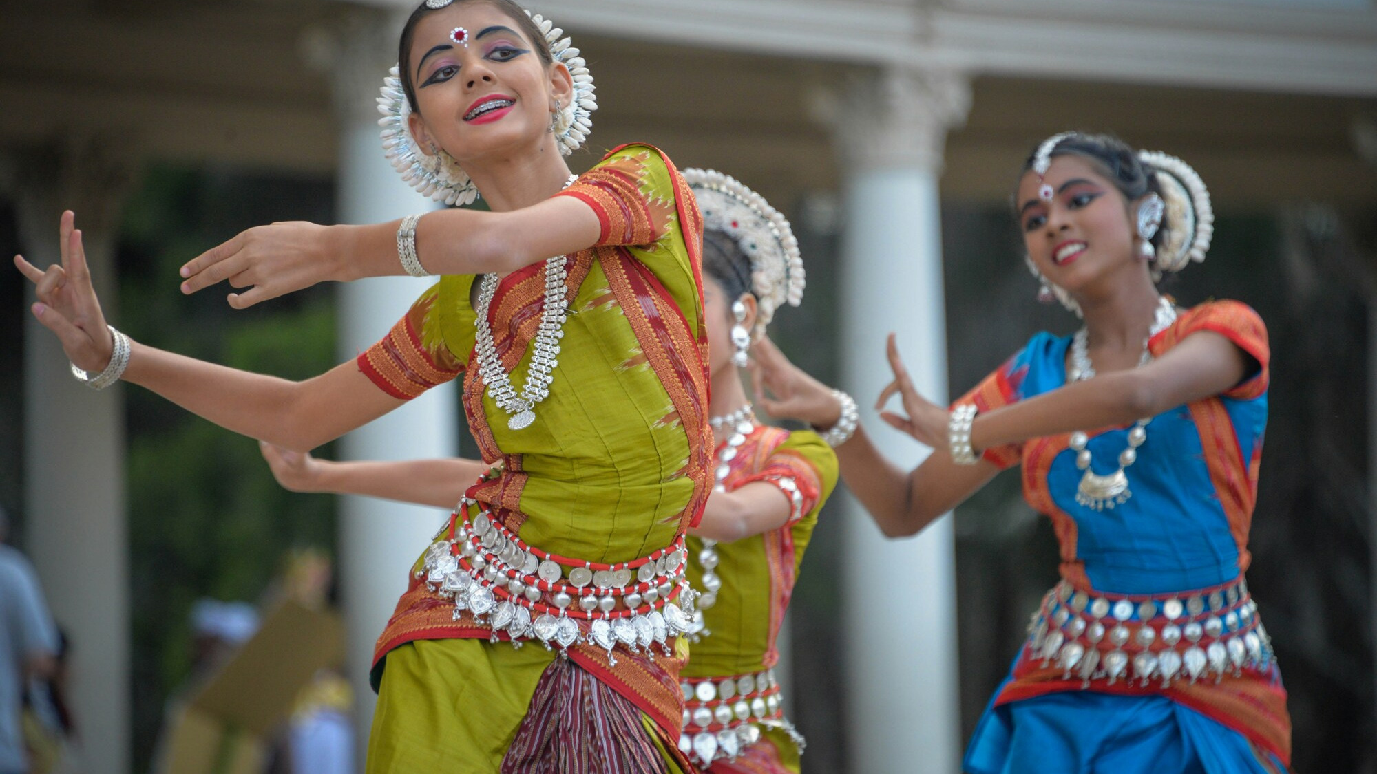 india_loabitour_danza