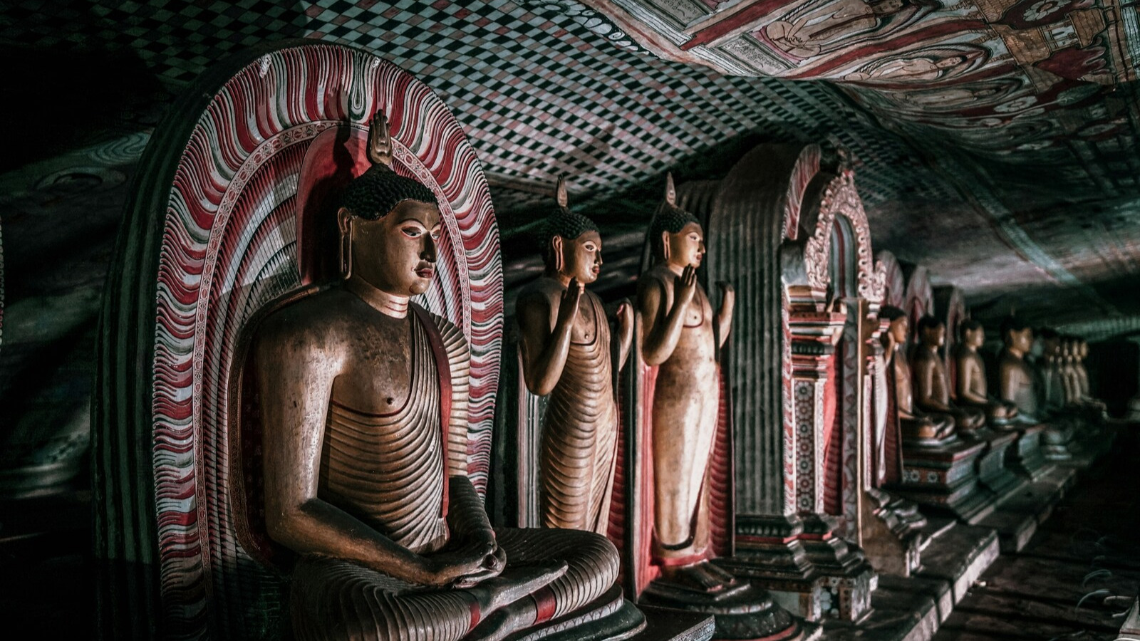 srilanka_loabitour_statue