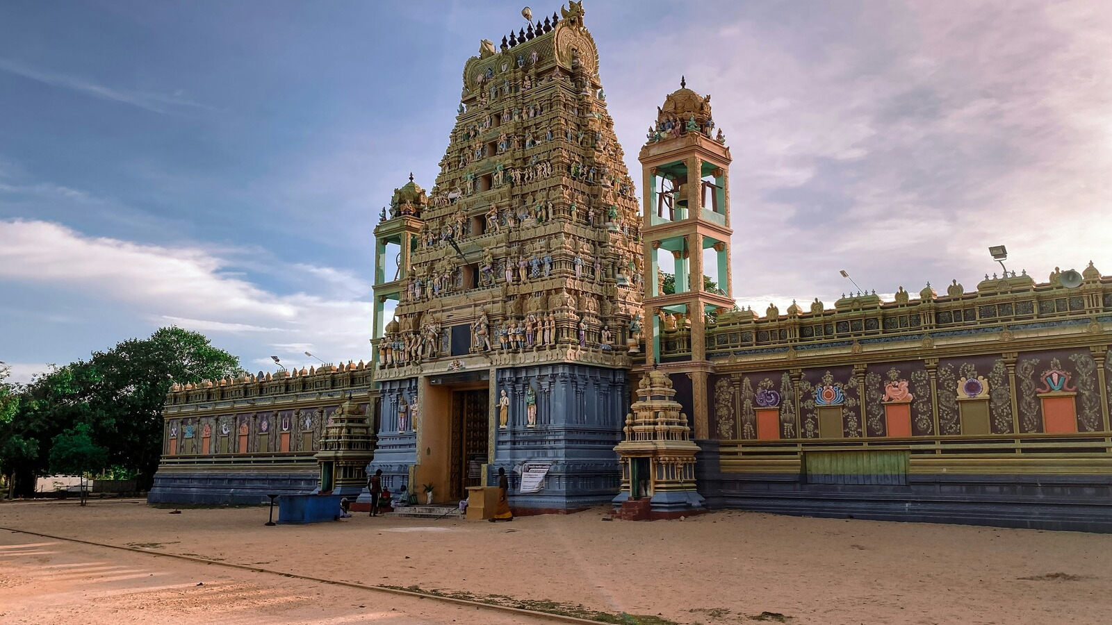 srilanka_loabitour_tempio