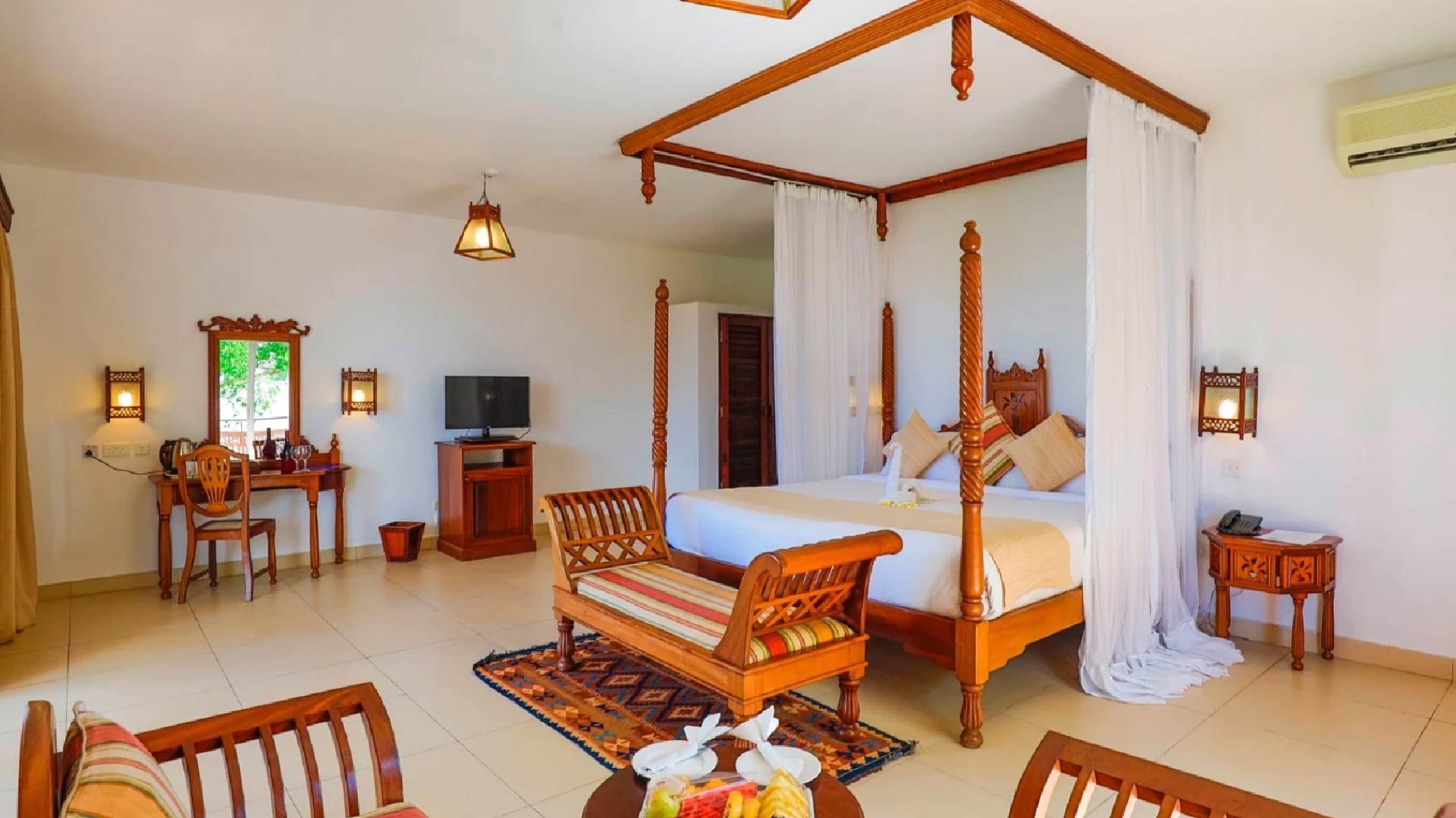 tanzania_zanzibar_loabitour_stanza_3